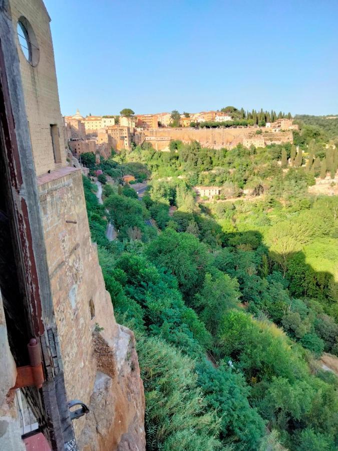 Vista Sulla Vallata Pitigliano Exterior foto